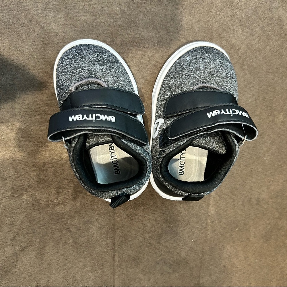 6-12 month size black sneakers